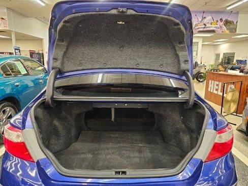 Used 2015 Toyota Camry SE FWD image 34