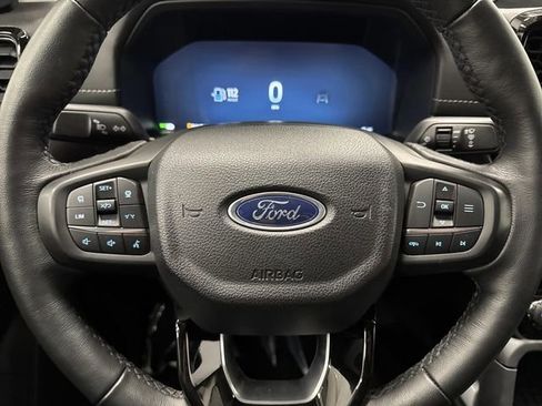 Used 2024 Ford Ranger Lariat w/ FX4 Off-Road Package image 17