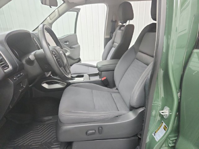 Used 2023 Nissan Frontier SV w/ SV Convenience Package RWD image 20
