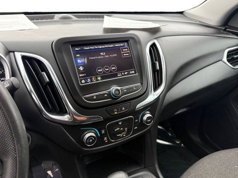 Used 2024 Chevrolet Equinox LT image 12