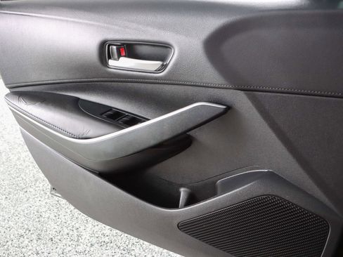 Used 2020 Toyota Corolla SE FWD image 21