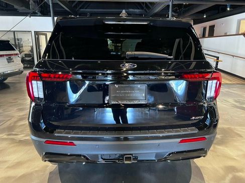 Used 2025 Ford Explorer ST-Line w/ Premium Package AWD/4WD image 6