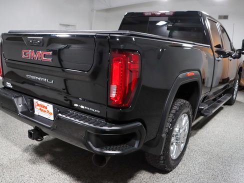Used 2021 GMC Sierra 2500 Denali w/ Technology Package AWD/4WD image 7