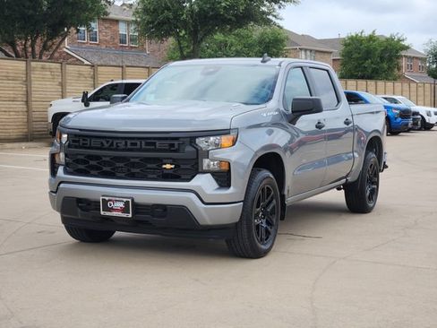 Used 2026 Chevrolet Silverado 1500 Custom RWD image 11