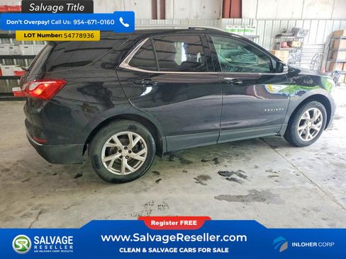 Used 2018 Chevrolet Equinox LT w/ Sun & Infotainment Package AWD/4WD image 4