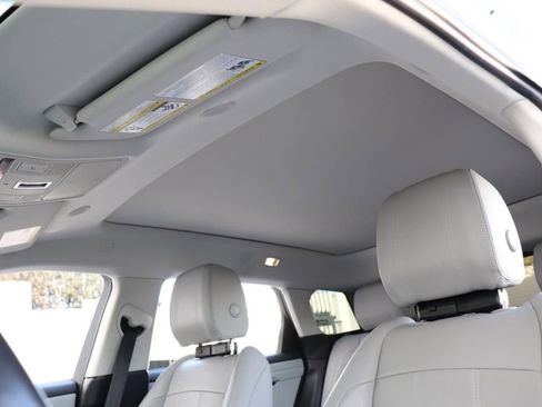 Used 2021 Land Rover Range Rover Evoque S image 64