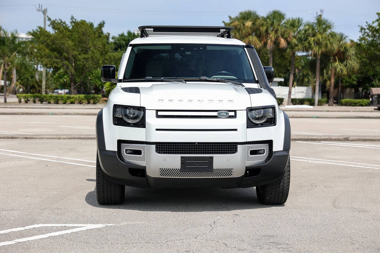 Used 2022 Land Rover Defender 110 SE AWD/4WD image 3