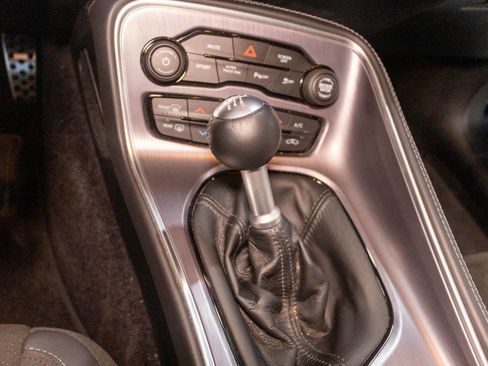Used 2017 Dodge Challenger R/T Scat Pack RWD image 15