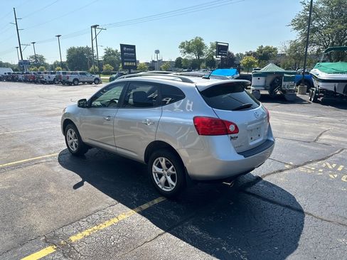 Used 2010 Nissan Rogue SL w/ Premium Pkg FWD image 3
