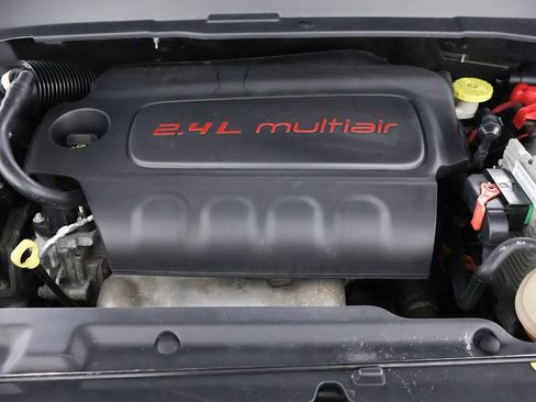 Used 2019 Jeep Compass Trailhawk w/ Cold Weather Group AWD/4WD image 18
