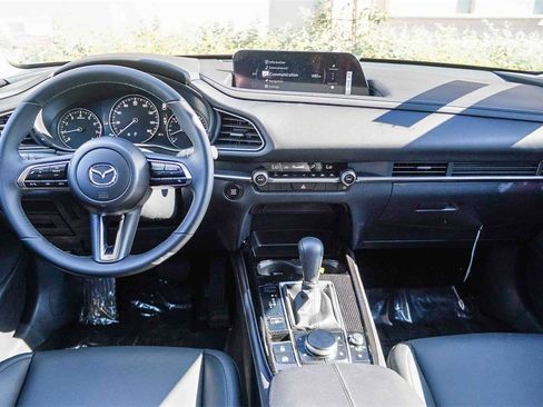 New 2025 MAZDA CX-30 AWD 2.5 S w/ Select Sport Pkg image 14