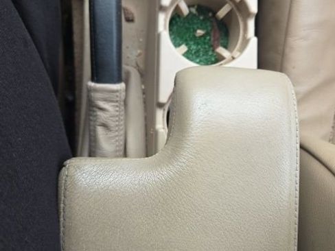 Used 2004 BMW 330xi Sedan image 28