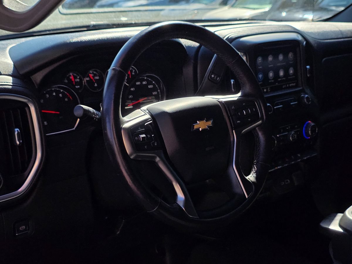 Used 2022 Chevrolet Silverado 1500 LT RWD image 22