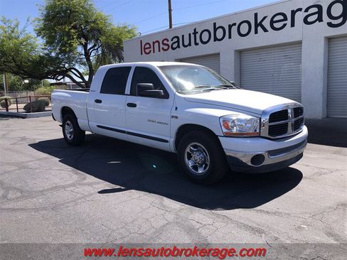 Used 2006 Dodge Ram 2500 Truck SLT w/ Light Group RWD image 2