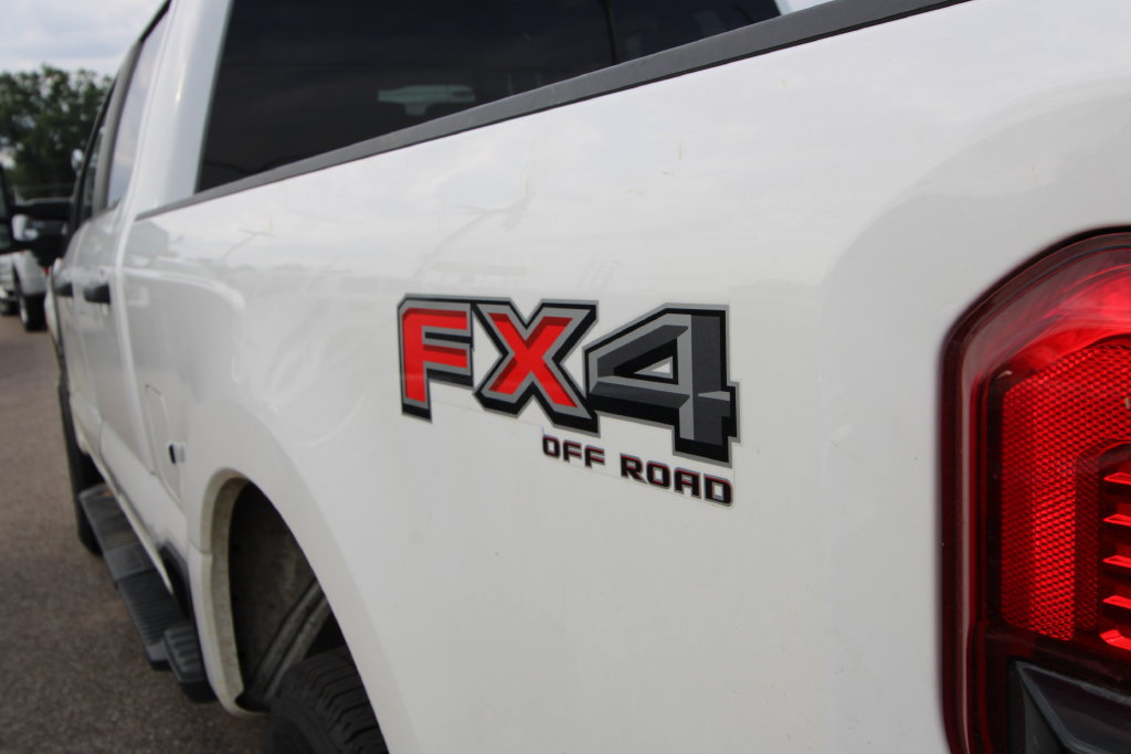 Used 2024 Ford F250 XL w/ STX Appearance Package AWD/4WD image 16