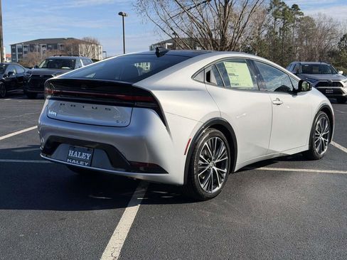 New 2026 Toyota Prius XLE image 19