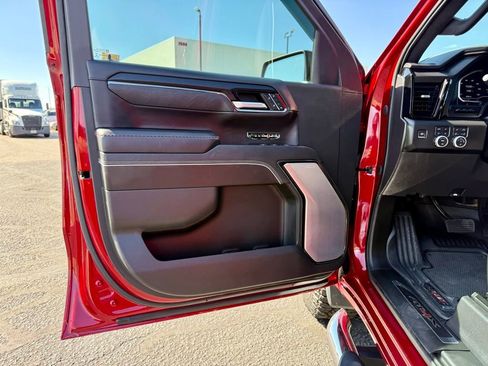 Used 2022 GMC Sierra 1500 AT4X image 27