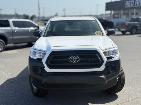 Used 2023 Toyota Tacoma SR RWD image 2
