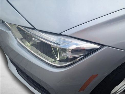 Used 2018 BMW 330i Sedan w/ Convenience Package image 16