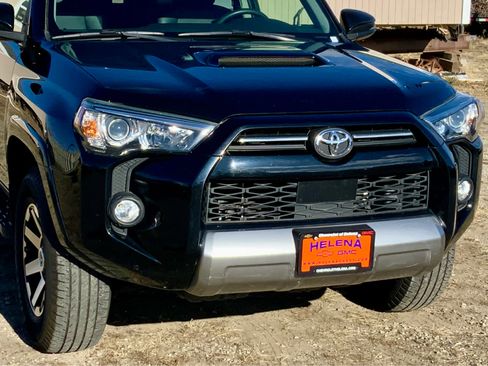 Used 2020 Toyota 4Runner TRD Off-Road Premium image 12