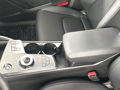 New 2026 Kia Sportage EX w/ EX Panoramic Sunroof Package image 33