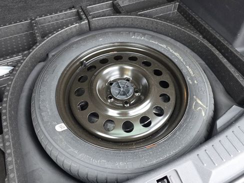 Used 2016 Ford Escape SE image 30