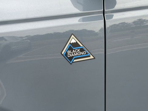 Certified 2023 Ford Bronco Black Diamond image 32