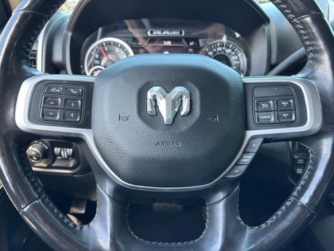 Used 2020 RAM 2500 Big Horn w/ Level 2 Equipment Group image 25