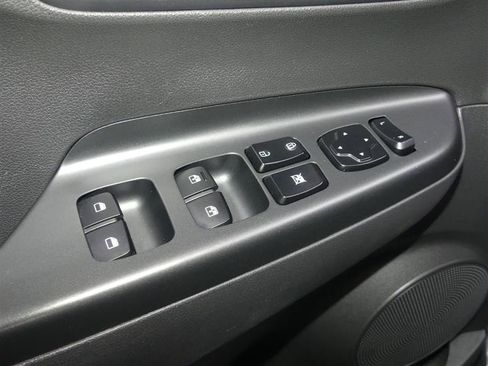 Used 2023 Hyundai Kona SEL FWD image 20