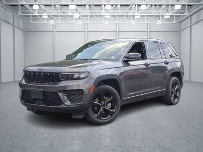 Certified 2022 Jeep Grand Cherokee Altitude