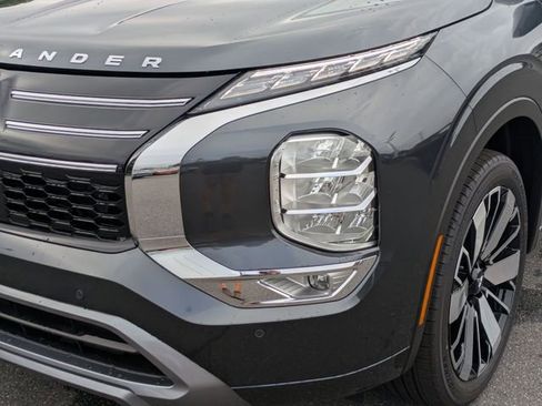 New 2025 Mitsubishi Outlander SEL image 10