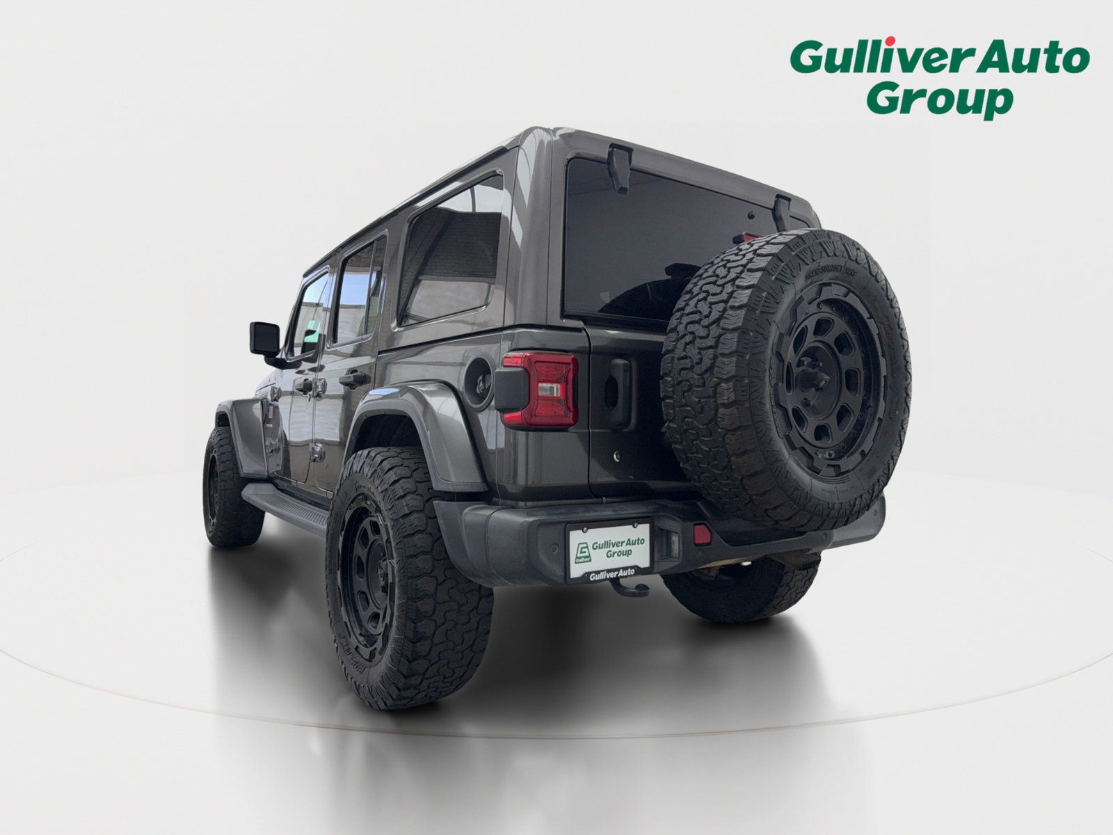Used 2018 Jeep Wrangler Unlimited Sahara AWD/4WD image 5