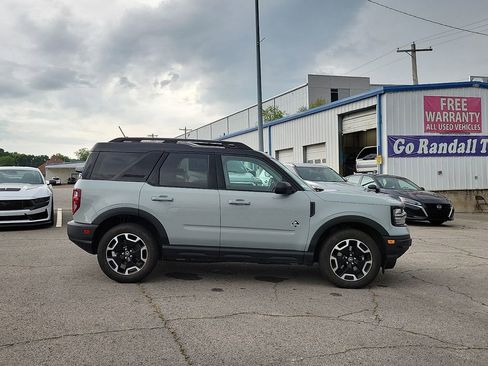 Used 2022 Ford Bronco Sport Outer Banks w/ Tech Package AWD/4WD image 6