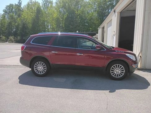 Used 2011 Buick Enclave CXL AWD/4WD image 3