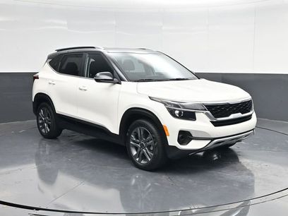 Used 2023 Kia Seltos S w/ Navigation Package
