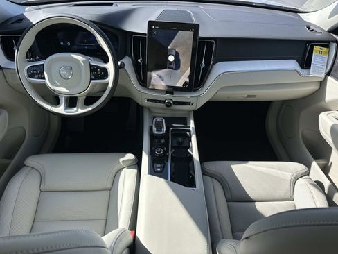 New 2026 Volvo XC60 B5 Ultra w/ Climate Package image 7