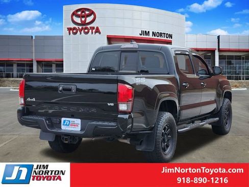 Used 2023 Toyota Tacoma SR image 6