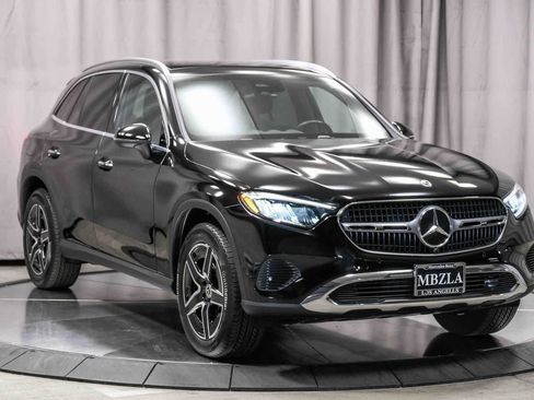 Certified 2026 Mercedes-Benz GLC 300 image 5