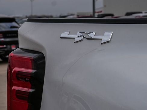 New 2026 GMC Sierra 3500 SLE w/ SLE Value Package AWD/4WD image 12