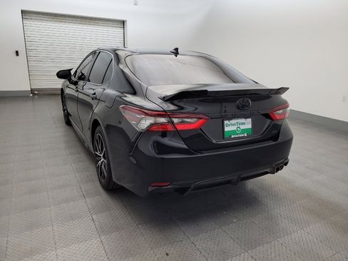 Used 2023 Toyota Camry SE FWD image 5