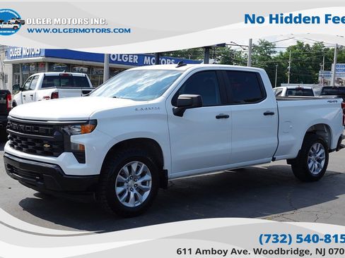 Used 2024 Chevrolet Silverado 1500 W/T w/ WT Value Package AWD/4WD image 1