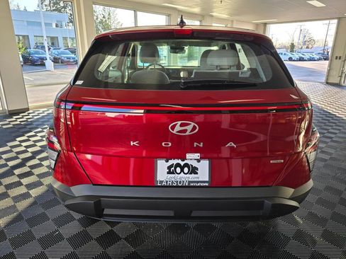 New 2026 Hyundai Kona SE AWD/4WD image 4