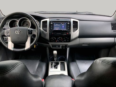 Used 2015 Toyota Tacoma PreRunner w/ TRD Sport Package RWD image 13