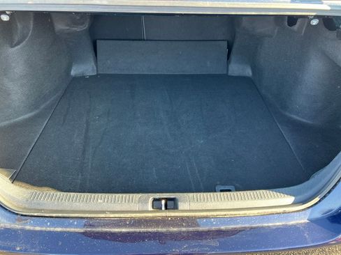 Used 2022 Toyota Camry SE image 20