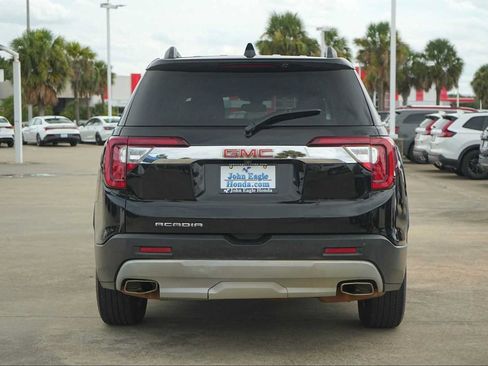 Used 2023 GMC Acadia SLT FWD image 5