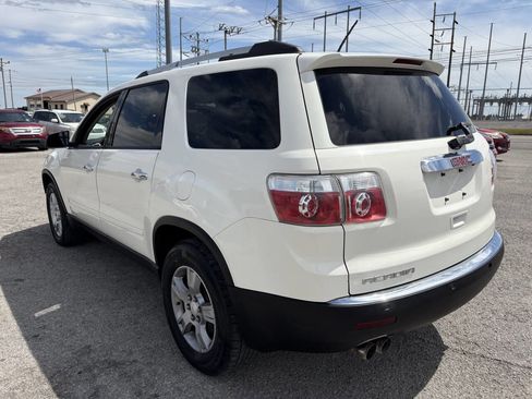Used 2010 GMC Acadia SLE image 10
