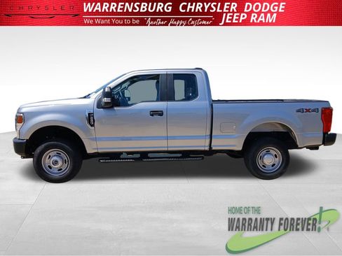 Used 2022 Ford F250 XL w/ Power Equipment Group AWD/4WD image 7