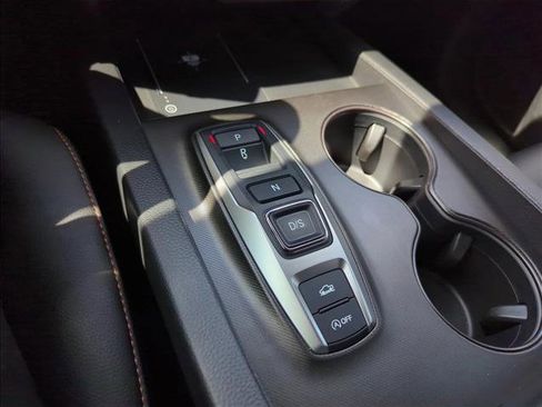 Used 2025 Honda Ridgeline TrailSport image 10