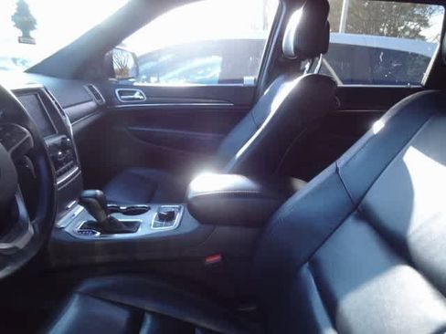 Used 2018 Jeep Grand Cherokee Limited image 7