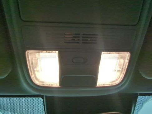 Used 2020 Honda CR-V LX image 24